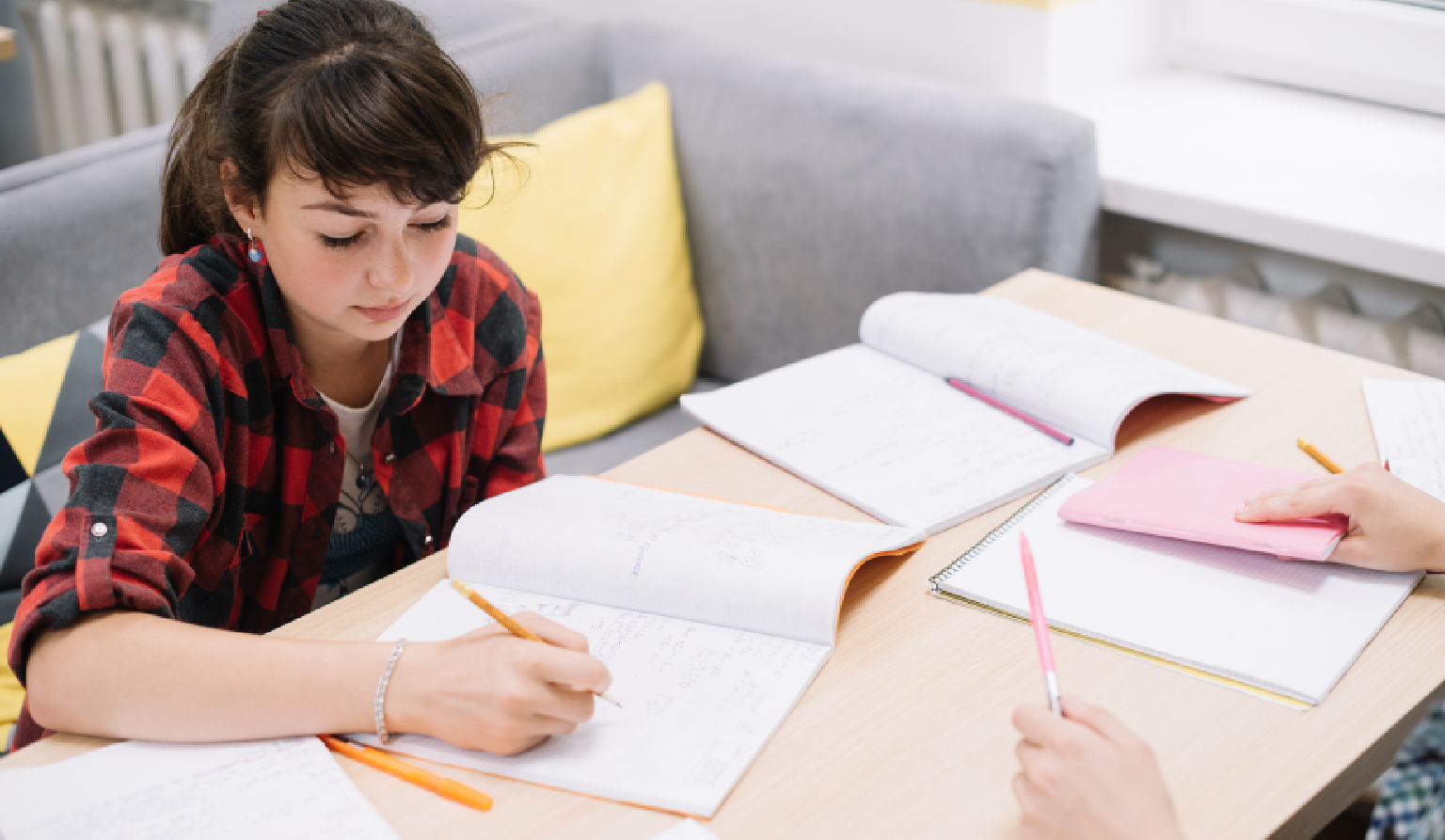 The Psychological Benefits of Note-Making: Boosting Retention and Reducing Stress
